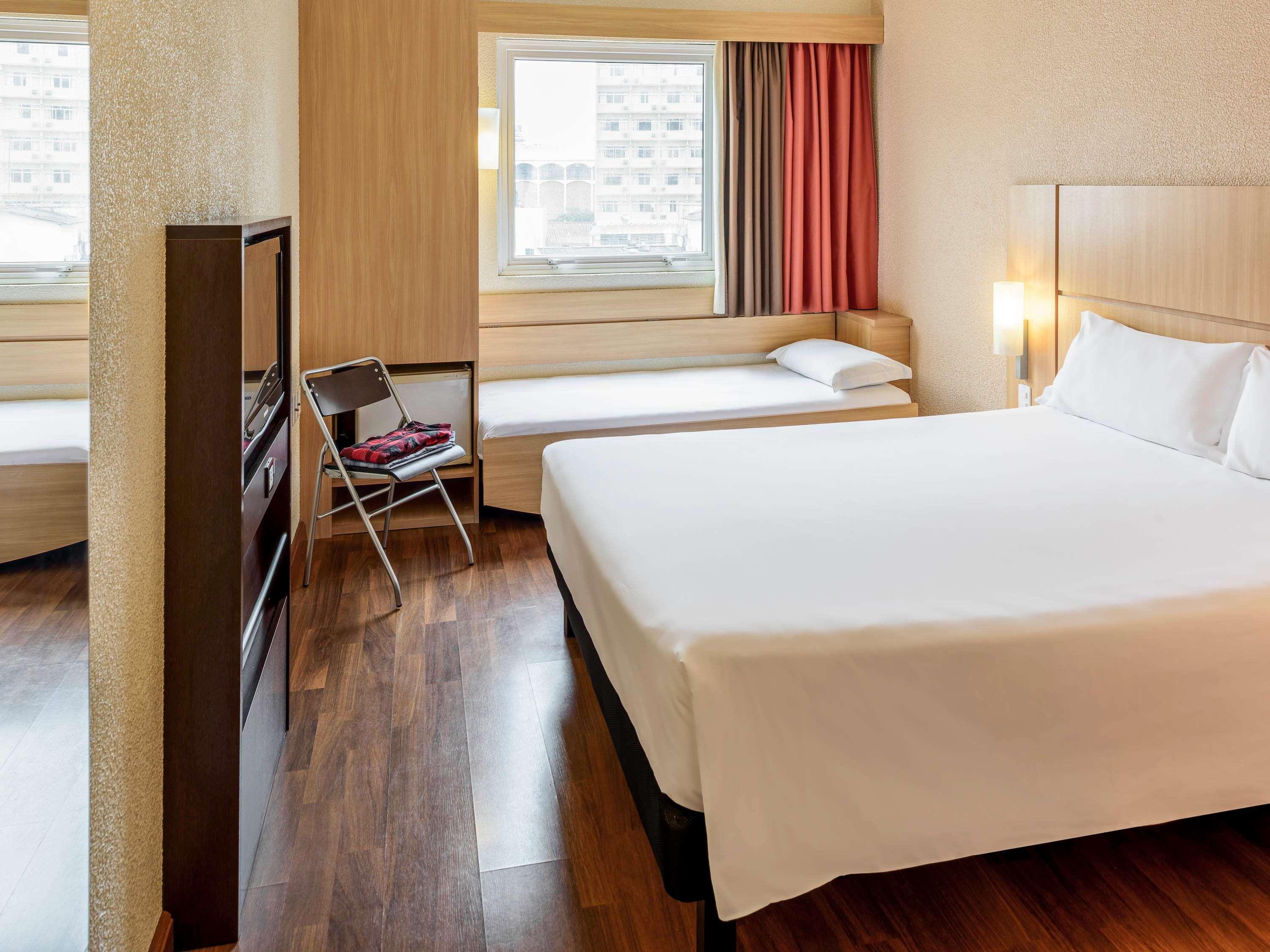 ibis Blumenau Hotel Bagian luar foto