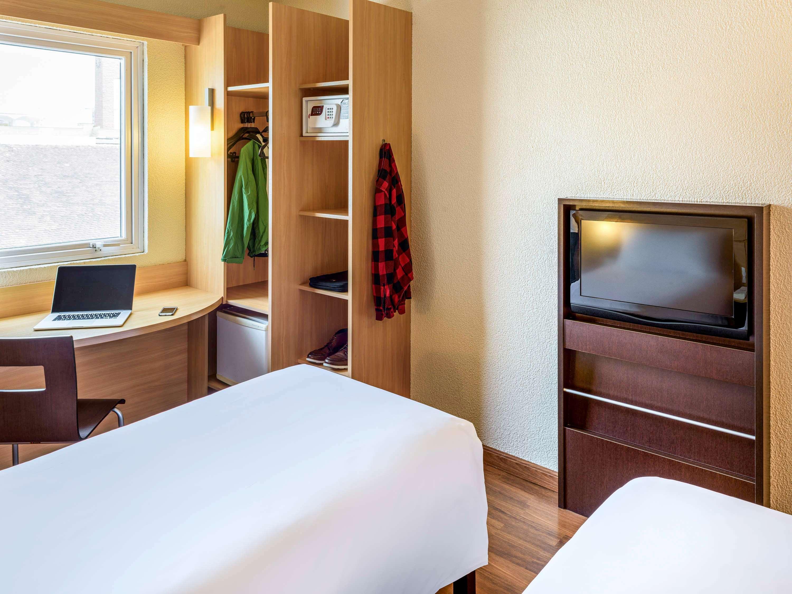 ibis Blumenau Hotel Bagian luar foto