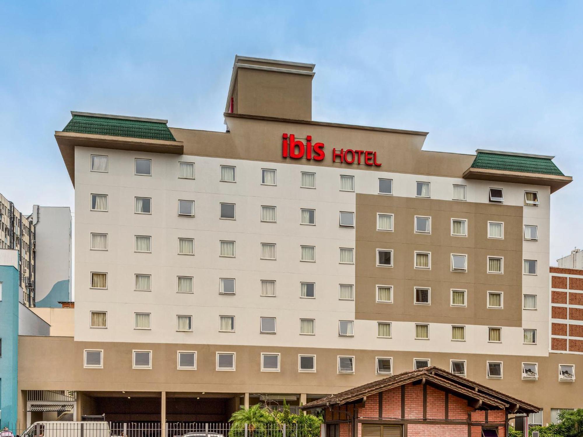 ibis Blumenau Hotel Bagian luar foto